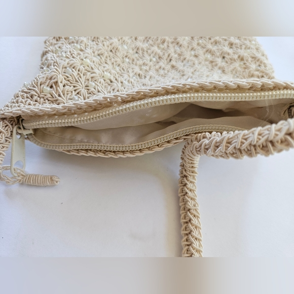 Carlo D'Santi Woven Pearl Bag - Picture 4 of 9